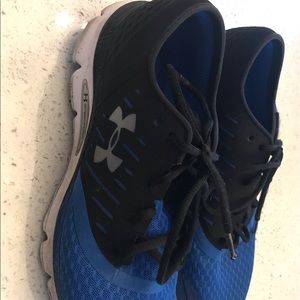 Under Armour Men’s gym Shoes Size 10